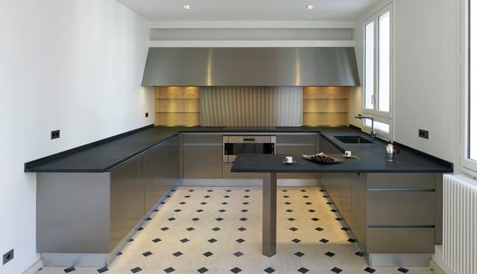Réaménagement d'appartement (démolition, gros-œuvre, maçonnerie, plâterie, pierre)