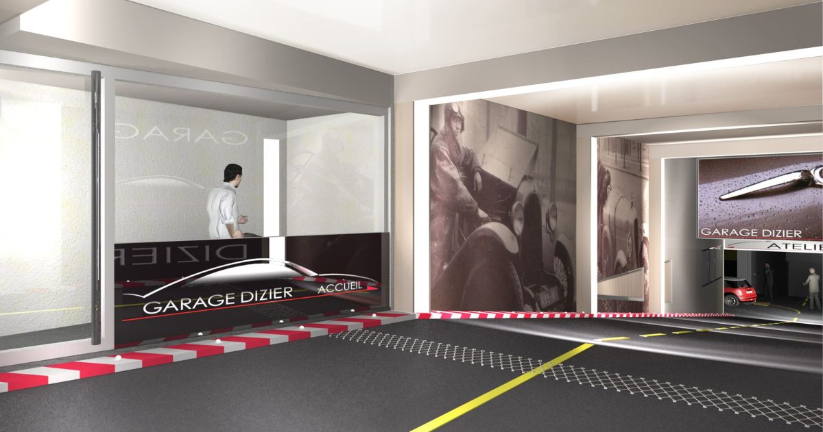 Aménagement d'un accès de garage. Le garage Robert Dizier est reconnu depuis trois générations par les plus grands amateurs de voitures d'exception (Porsche, Lotus, Jaguar, Bentley, ...). Pour référer à la pérennité de cette institution, des impressions numériques HD positionnées sur les murs de la rampe d'accès représentent le fondateur posant devant une Lorraine Dietrich en 1925 et devant une Amilcar en 1938.